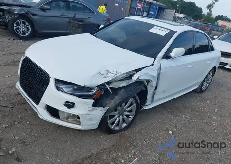 2015 Audi A4 2.0T Premium из США, поврежденный, VIN WAUBFAFL1FN012388